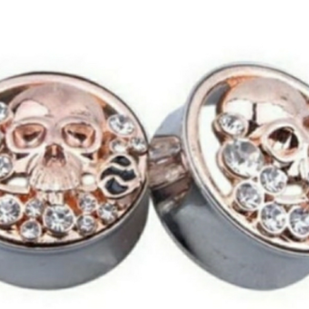 Diamond Skull Gauges